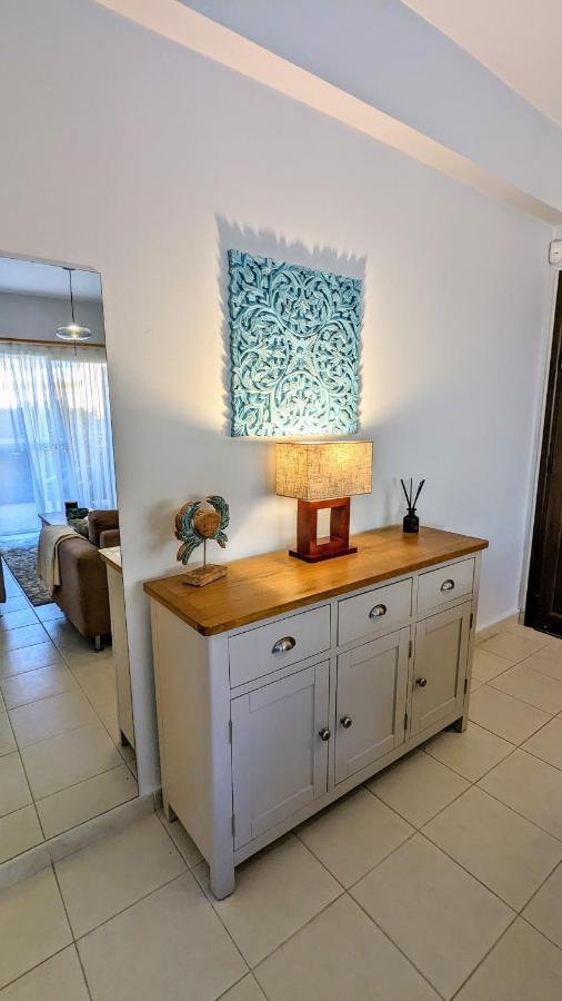 Stylish Garden Apartment At Paphos Harbour Exteriör bild
